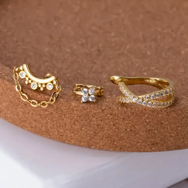 Wholesale 1 Piece Ear Cartilage Rings & Studs Sweet Simple Style Geometric Flower 316L Stainless Steel Copper Waterproof Non Tarnish Surgical Steel Zircon