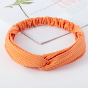16 # knitted orange