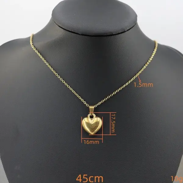 Wholesale Jewelry Casual Vintage Style Heart Shape 304 Stainless Steel Gold Plated Handmade Plating Carving Pendant Necklace