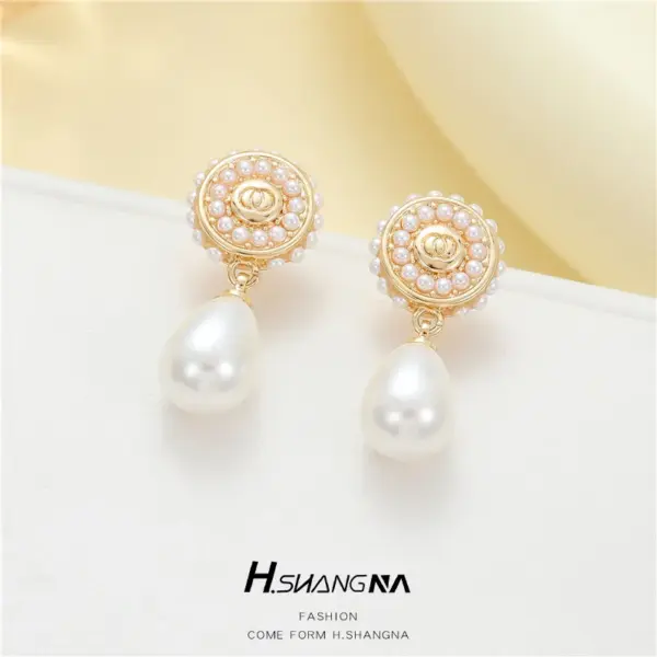 Wholesale Petal Stud Earrings For Women With 925 Sterling Silver Posts, Copper Base, 14K Gold Electroplated, Baroque Pearl Inlay