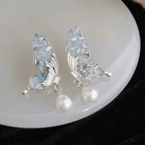 Multicolor / Crystal Butterfly Pearl