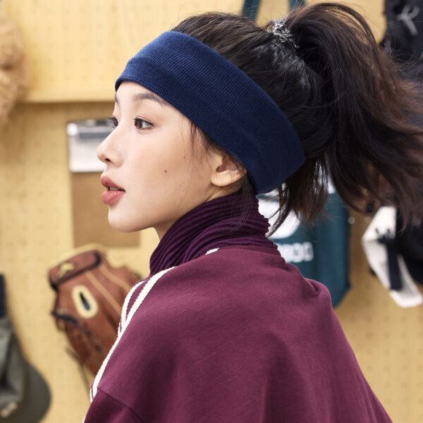 Wholesale knitted wide-brimmed hair band elastic sweat-absorbent sports headscarf headband simple solid color headband for women