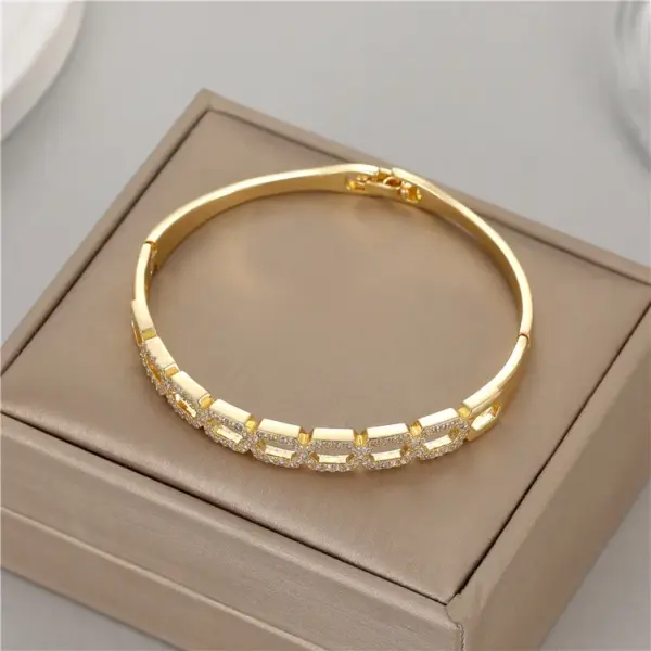 Wholesale Women’s Copper Bangle With Zircon Inlay, Electroplated With 14K Real Gold For Elegant Style