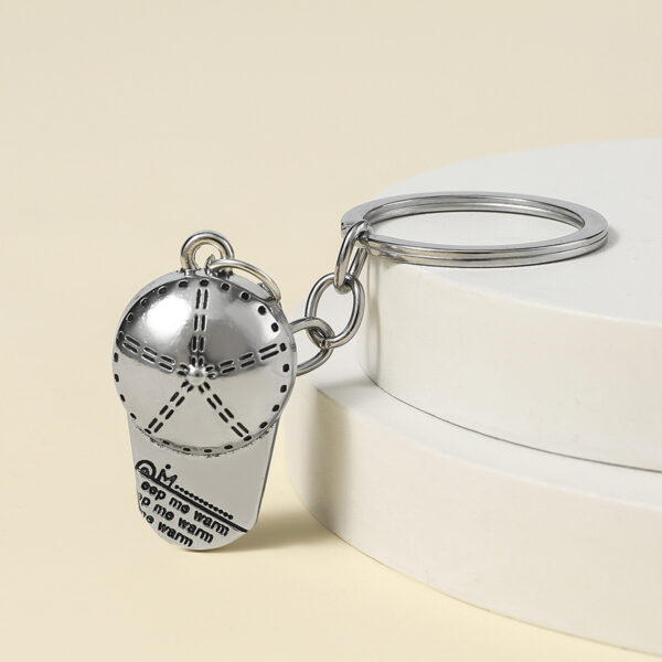 Wholesale Metal baseball cap keychain sports baseball cap keychain pendant accessories