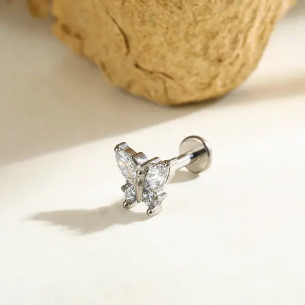 Wholesale Titanium Alloy Gold Plated Vacuum Electroplating (In Furnace) Gold Steel Color Zircon Geometric Inlaid Unisex Piercing Lip Stud