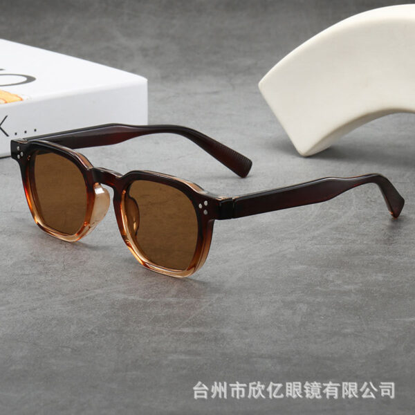 oly-1bdbc045e4a507c1871370cc55ee9d75 Wholesale retro thick oval small frame high-end female sunglasses anti-sun UV men's sunglasses