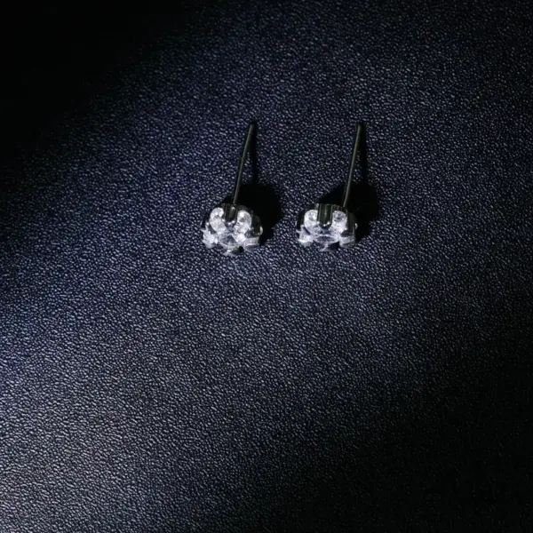 Wholesale Fashionable S925 Silver Plated Snowflake Earrings Elegant Dance Of Snowflake Jewelry Women's Stylish Hoop Earrings With Diamond