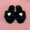 Wholesale heart-shaped trendy -style high-end spring/summer women's fluffy slippers, factory wholesale and direct sales.