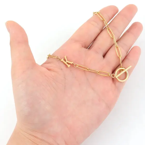 Wholesale PVD Coated Real Gold Plated Letter 201 Stainless Steel 304 Stainless Steel Elegant Simple Style Classic Style Waterproof Non Tarnish 201 Stainless Steel OT Clasp Toggle Clasp Closure Pendant Necklace