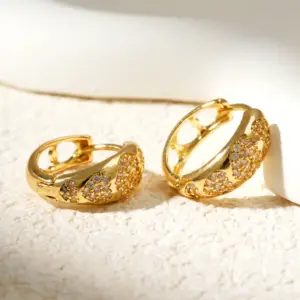 Wholesale Fashionable Geometric Heart Shaped Zircon Half Hollow Polished Copper Earrings Neutral Cute Style Women's Accessory Birthday Gift