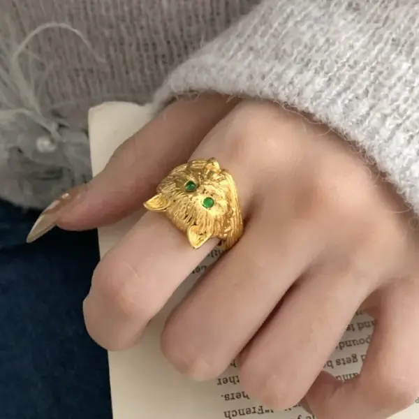Wholesale Electroplated Brass Animal Ring For Women With Golden Plated Finish And Zircon Inlay