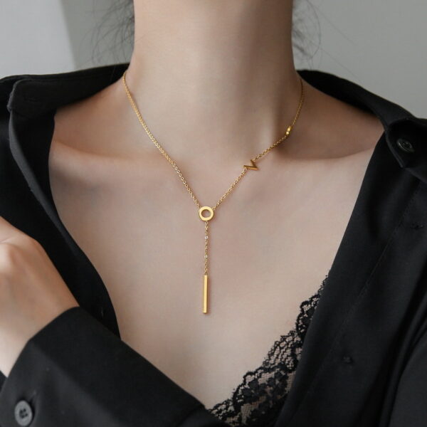 Wholesale High-grade Light Luxury LOVE Tassel Necklace Chain Women's Summer Collarbone Chain Simple Niche Woolen Chain Without Fading Valentine's Day