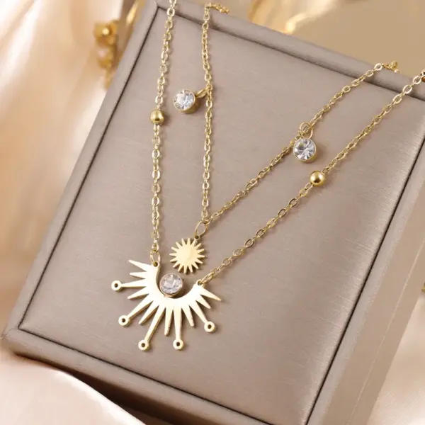 Wholesale 205 Double Layer Stacked Necklace Butterfly Star Four-Leaf Flower Simple 18K Gold Plated