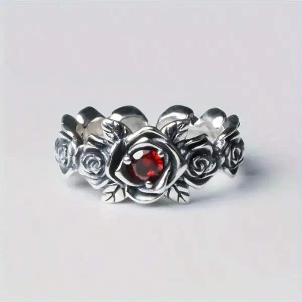 Wholesale Waterproof Non Tarnish Flowers Ring In Copper With Electroplated Gold Plating And Rhinestone Inlay