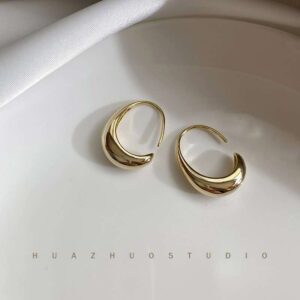 Wholesale Personalized Simple Glow Surface Cool Ear Ring South Korea Elegant Internet Popular Fashion Light Luxury Design Sense Small Earrings for Women