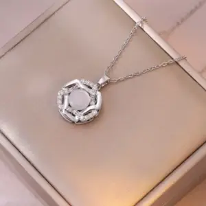 X0764- Steel-colored Rotating Necklace