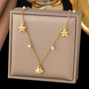 5 [Ah92] Starfish Shell Pearl Necklace / Gold