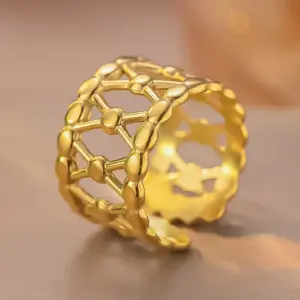 K195 Gold Ring Adjustable