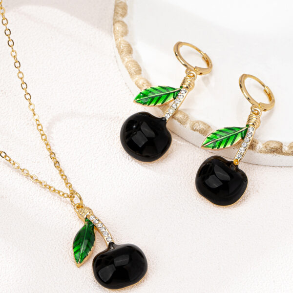 Wholesale 3 Pieces/Set Fashion Elegant Luxury Rhinestone Cherry Necklace Earrings suit Girlfriend Valentine's Day Jewelry