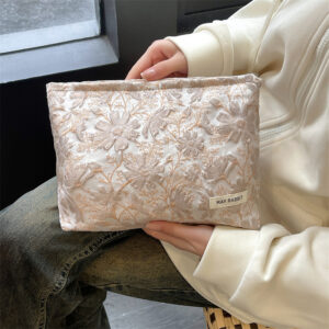 Bright Silk Gesang Flower Brown