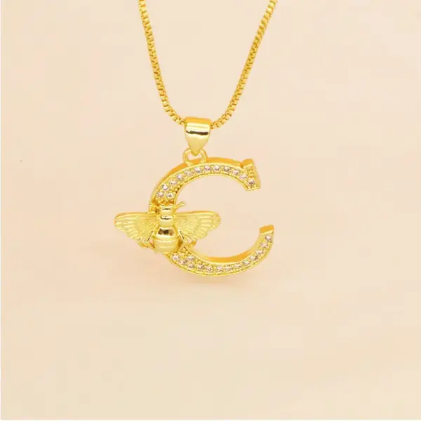 Wholesale New Fashion Classic Bee Diamond Embedded 26 English Alphabet Gold Plated Copper Link Necklace For Women Ins Style Gold Color