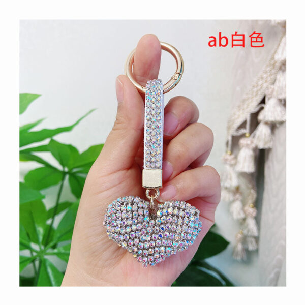 oly-204455432f06dd91a5e044386d41fb9a Wholesale creative high-grade rhinestone heart car keychain Japanese and Korean ladies accessories diamond rope bag pendant