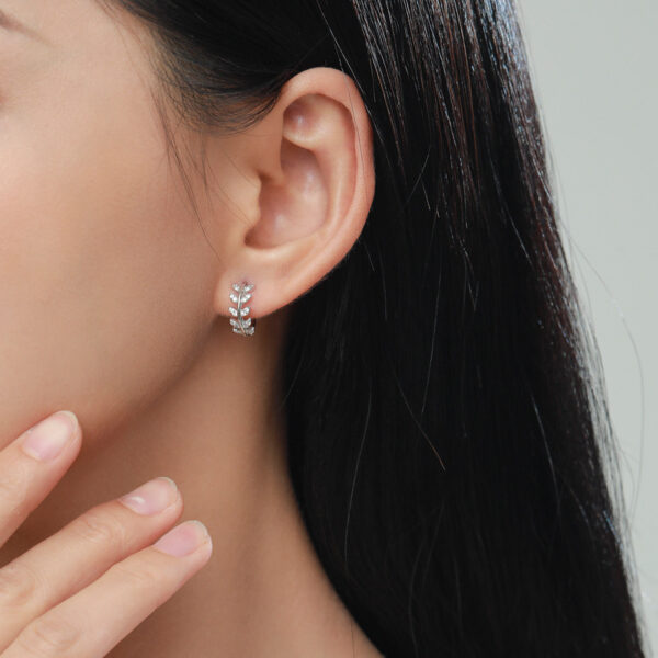 oly-217a0392877e1a543b32e540c12a7ced Wholesale Modian S925 Sterling Silver Ear Buckle Ear Fairy Temperament Diamond Tree Leaf Earrings for Girlfriend Tanabata Gift