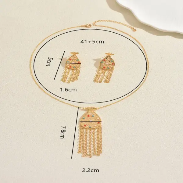 Wholesale Geometric Tassel Jewelry Set For Women In Electroplated Copper With 18K Real Gold Plated And Seed Bead Inlay Featuring O Chain