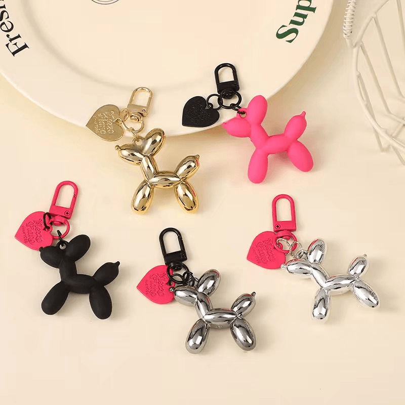 Wholesale Blow Dog Keychain Couple Keychain Niche Personal Bag Pendant Dark Cool Women Hanging Ornaments Birthday Gift