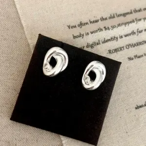 A-458 Silver Earrings