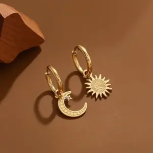 E0169-Star Moon Sun-Earrings- Gold
