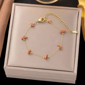 21 [Ae218] Irregular Redstone Bracelet / Gold