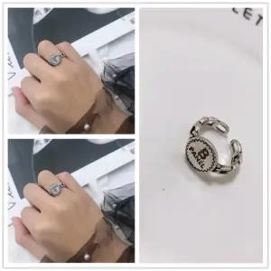 J067B Round Plate / Adjustable Opening