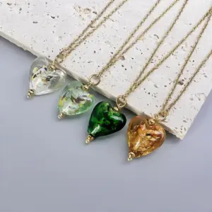 Wholesale Retro Heart Shape Stainless Steel Glass Plating Pendant Necklace