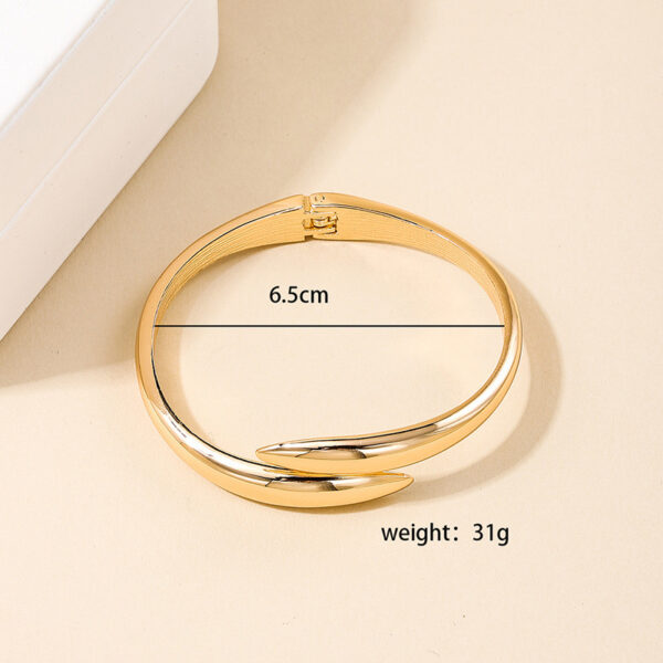 oly-24befdc905ab8c005bad1dee6ae38188 Wholesale 1 Personalized Open Women's Bracelet, Cold Style, Fashionable, Simple, Niche Design, High-End Jewelry