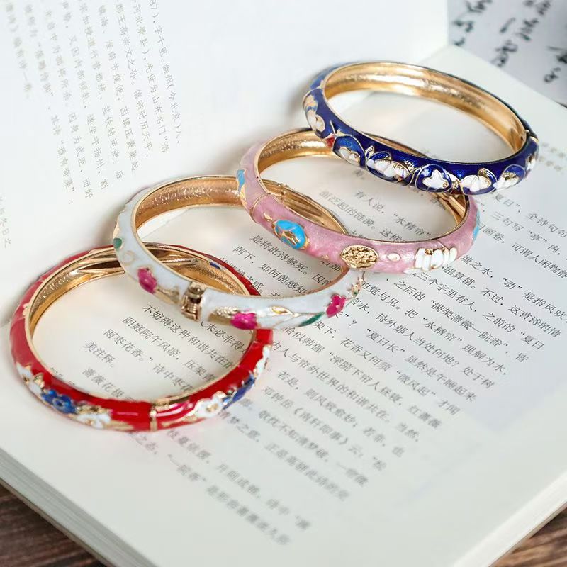 Wholesale Factory direct explosions cloisonne vintage jewelry bracelet alloy national style cartoon plating open bracelet