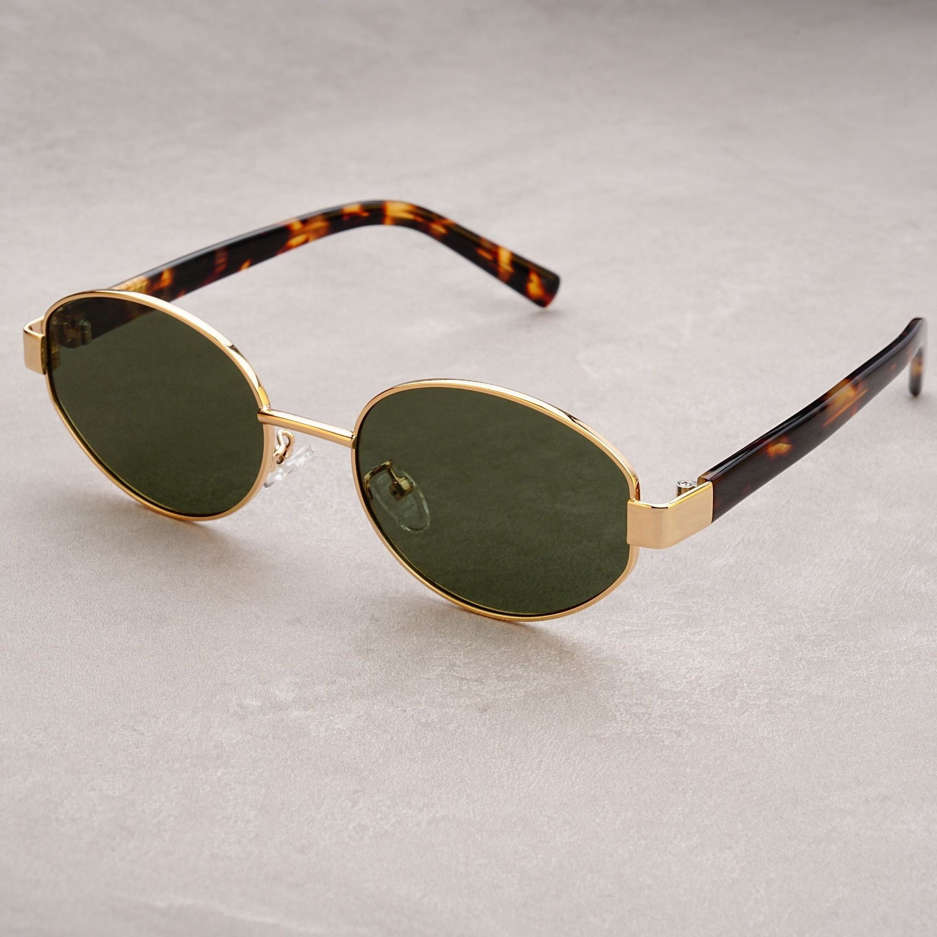 Wholesale Retro Texted Thick Leg Oval Polarized Sunglasses Retro-style Quiet Anti-UV Sheet Core Leg Sunglasses