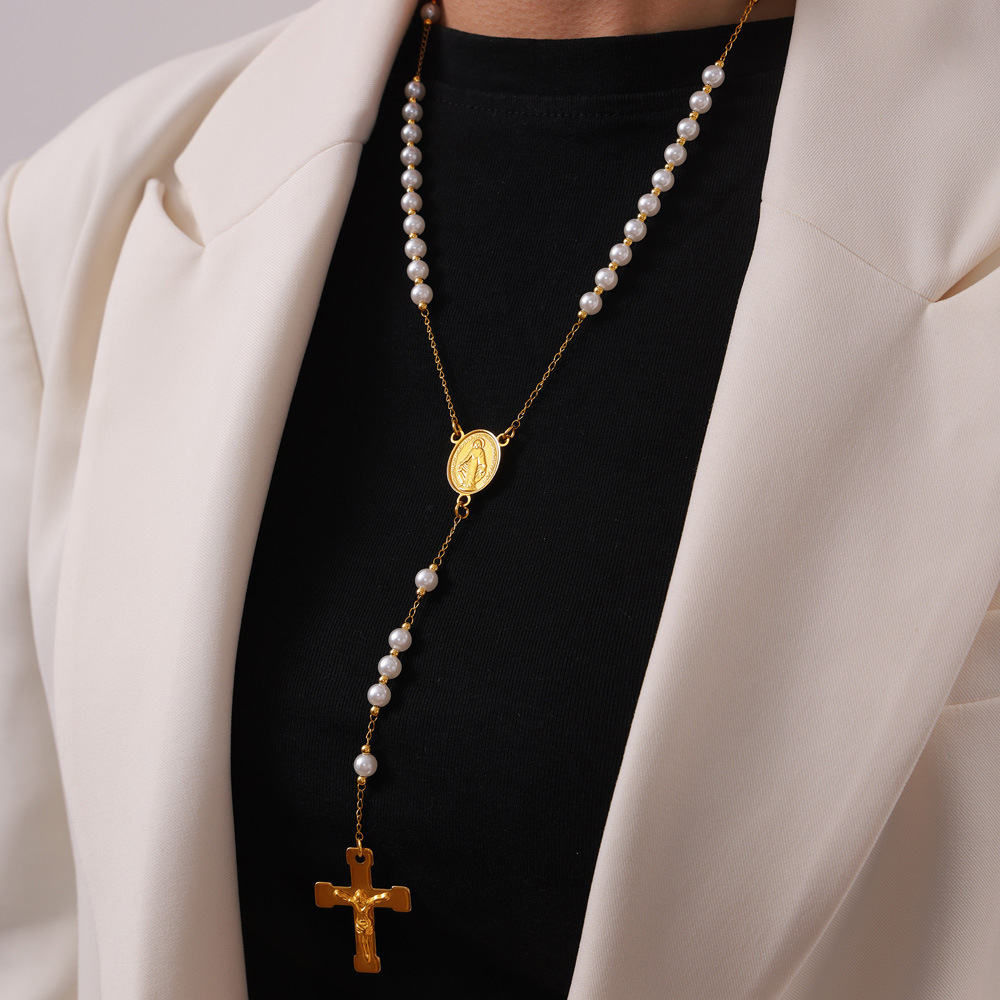 Wholesale British Style Niche Retro Rosary Cross Design Sense Figure Round Brand Pendant Design Sense Light Luxury Titanium Steel Necklace