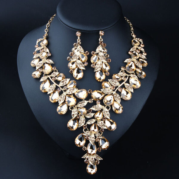 oly-25313a33ba8d451d68f3b20b51b0d568 Wholesale popular jewelry personalized exaggerated rhinestone large necklace earrings suit women's dress dinner accessories