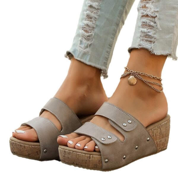 Wholesale one-word sandals and slippers women’s spring muffin thick-soled wedge slippers