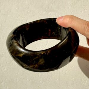 Black gold smudge
