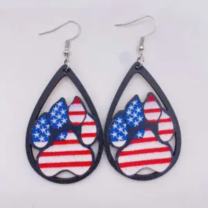 JE0786C / Wooden earrings