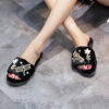 Wholesale warm plush slippers autumn and winter cotton slippers women’s woolen slippers