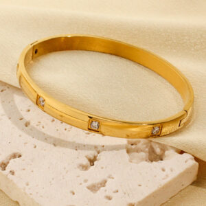 sztx055 inner diameter 6*5cm net weight 20.4g / Gold