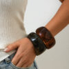 Wholesale Jewelry Retro Asymmetrical Smudged Bracelet Round Wide Acrylic Bracelet for Women