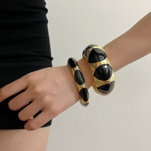 oly-284dbebb0e2c36e6d16e806f1a26f609 Wholesale French Niche Design Retro Black Gold Enamel Stacked Wearing Wide Bracelet Women's Light Luxury High-end Refined Open Bracelet