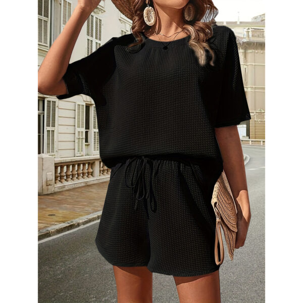 oly-2883e82ce97c5fb80476584bcdfdb20e Wholesale Women’s Short-Sleeved Suit Women’s Style Bat Shirt Fashion Shorts Two-Piece Set