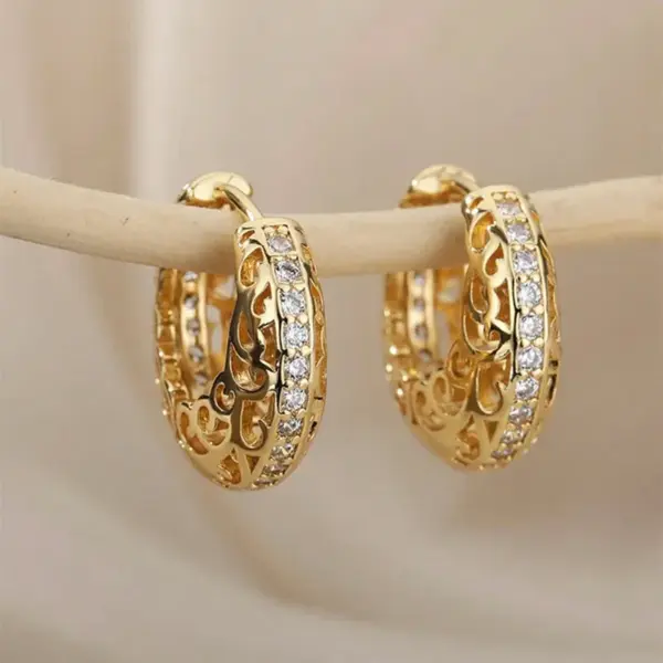 Wholesale Geometric Inlay Earrings For Women In Copper With KC Golden Plated Water Plating And Zircon Inlay