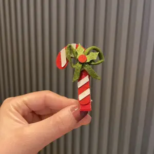 Wine Barrettes