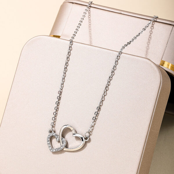 Wholesale 1 Fashion Double-ring Love Necklace Niche Advanced Design Simple Ladies Pendant Jewelry